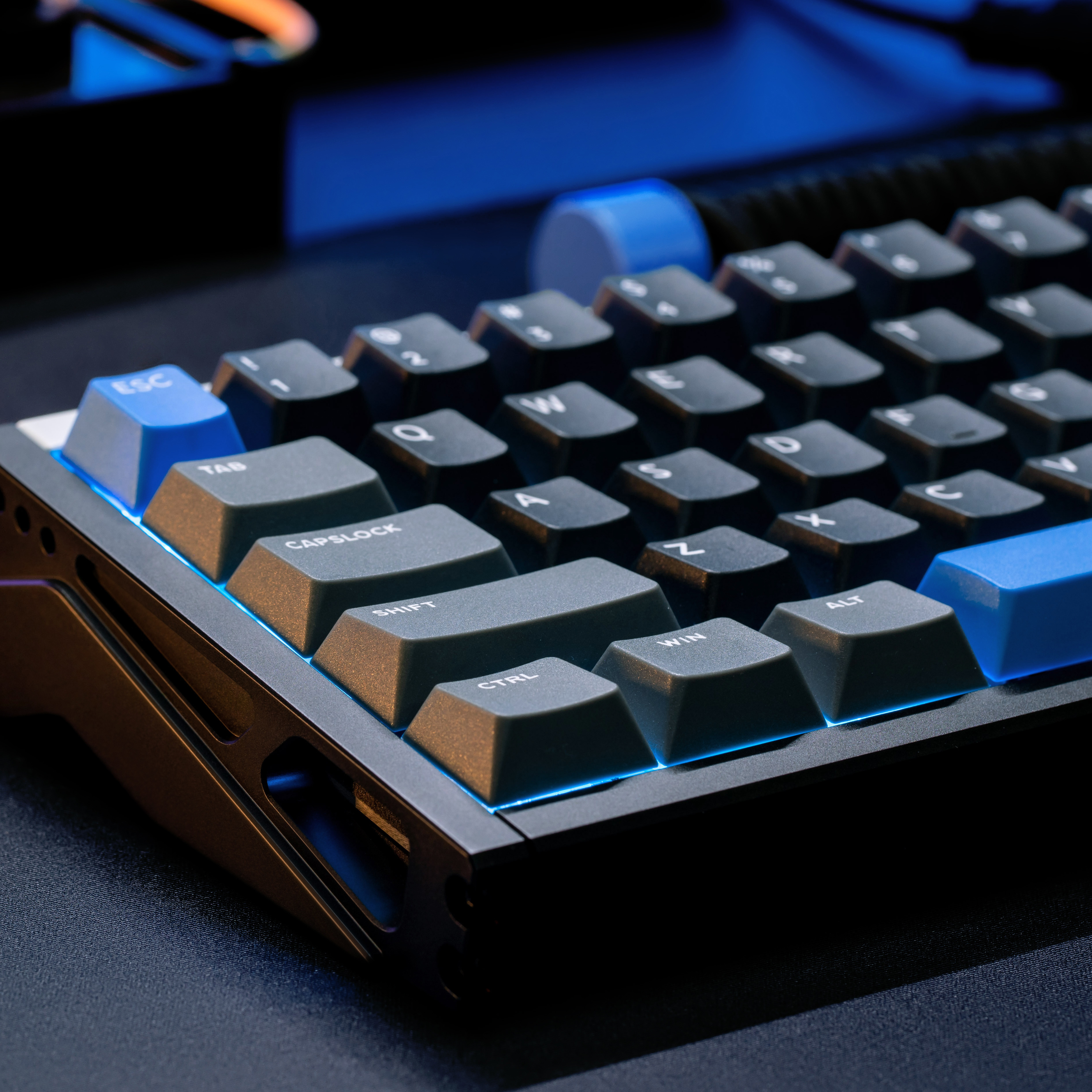 IQUNIX EZ60 Star Trail Switch– - Best Esports Gaming Keyboard recensie en prijs